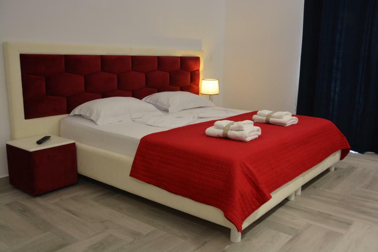 Cava Boutique Hotel Sarandë Eksteriør billede